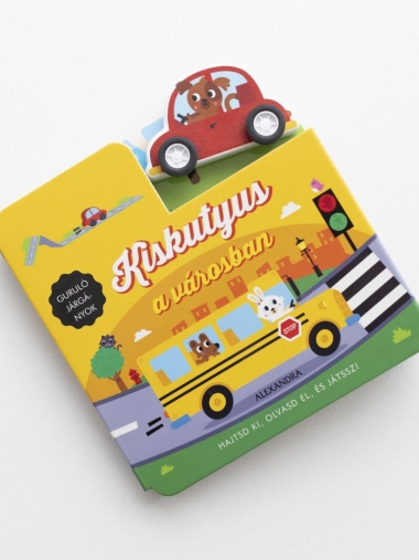 Kiskutyus a városban