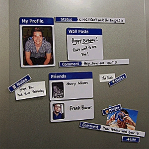 Arckönyves hűtőmágnesek