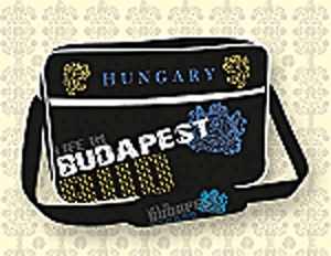 Váll műbőr táska - fehér Budapest, Hungary feliratos - fekete felsőrésszel, címerrel HR-13164-2